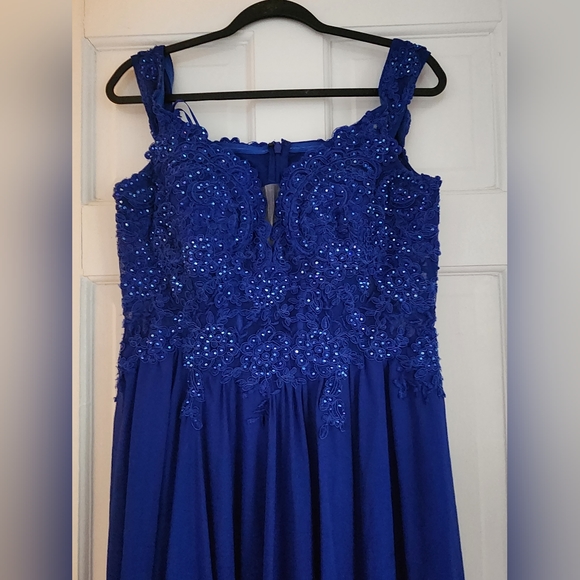 Betsy Adam Blue Gown - Picture 3 of 4